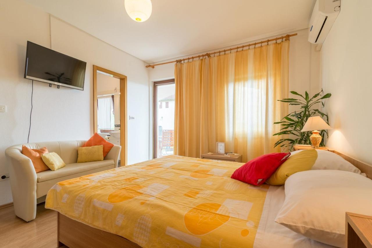 Apartments Bepina Biograd Na Moru Extérieur photo